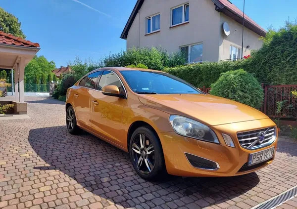 volvo s60 Volvo S60 cena 33100 przebieg: 272000, rok produkcji 2010 z Luboń